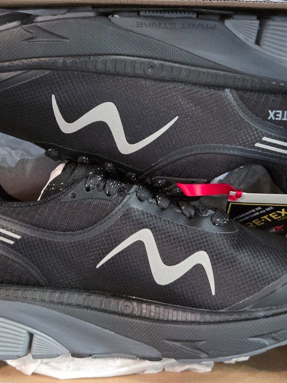 MBT MTR-1600 GTX Women’s Size 7 Rocker Bottom Athletic Shoes